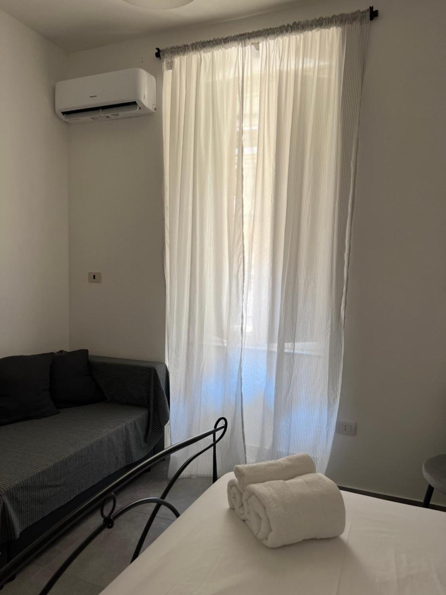 Casa Manfredi Bed & Breakfast Napoli Bagian luar foto